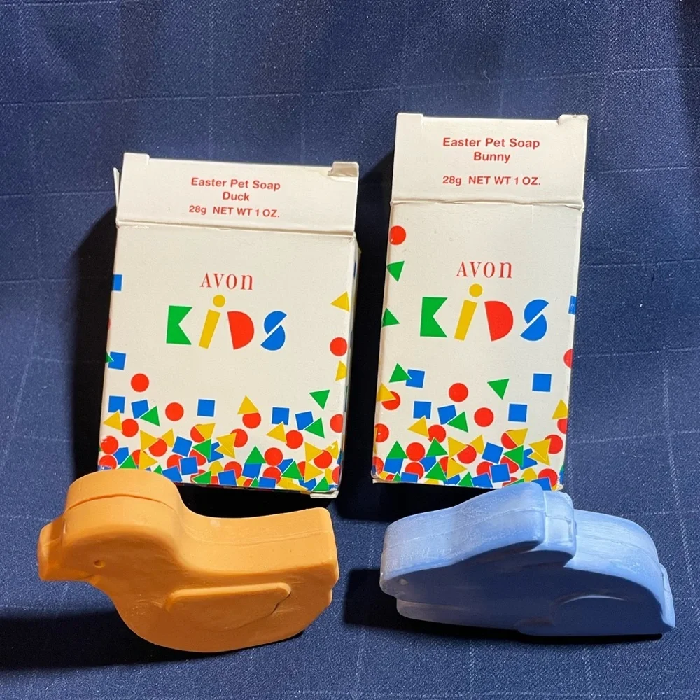 VTG 1994 Avon Kids novelty Easter Pet Soaps: Bunny & Duck - both new w/ box!
